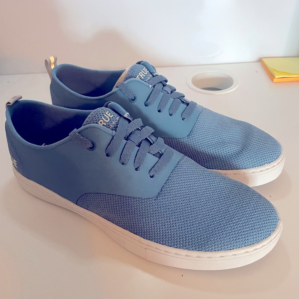 True Linkswear golf shoes